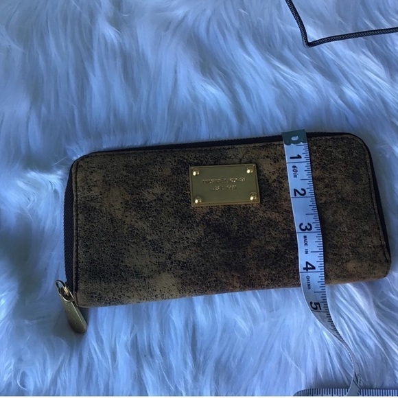 Michael Kors LTD Grayson LG Soft distressed bag & Wallet Set - Picture 7 of 11